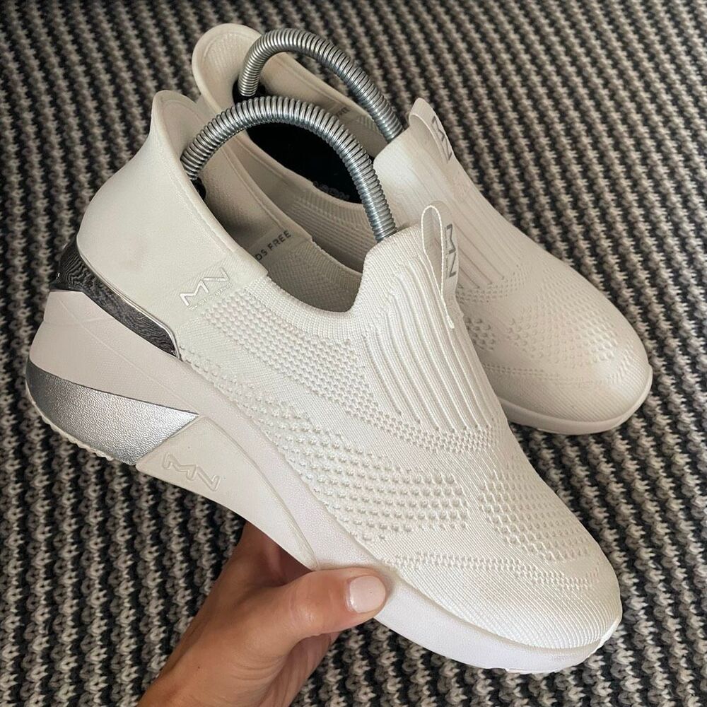 Skechers Mark Mason A Wedge Crecent white sneaker women’s shoe size 8.5